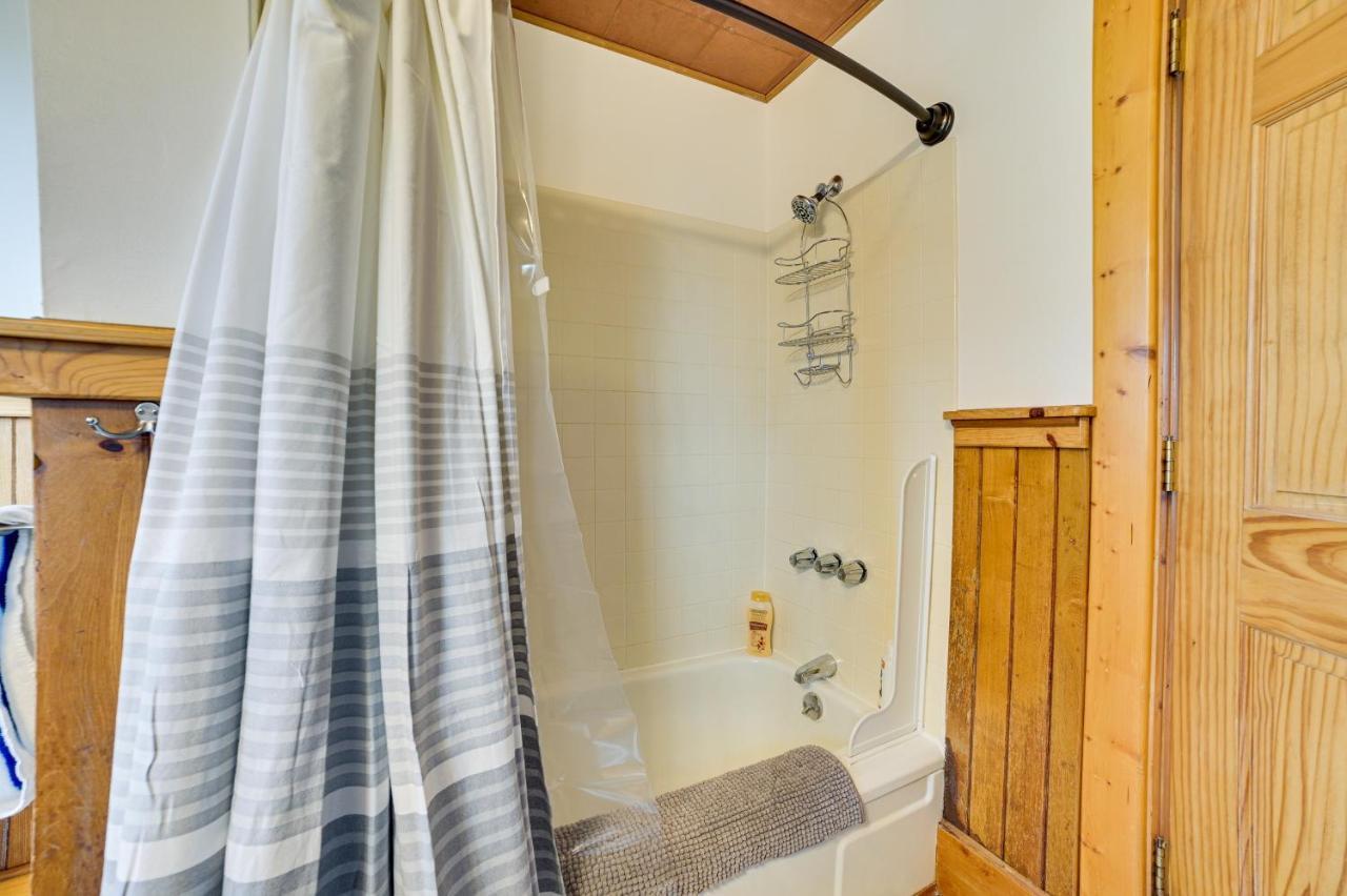 Mackinaw City Getaway - 3 Mi To City Beach! Bagian luar foto